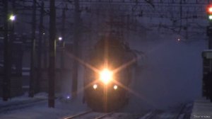 ЧС200 летит - всем бояться!