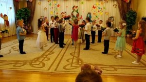 Танец с цветами (старшая группа). Коломна, детский сад 15 "Светлячок" 2020г.