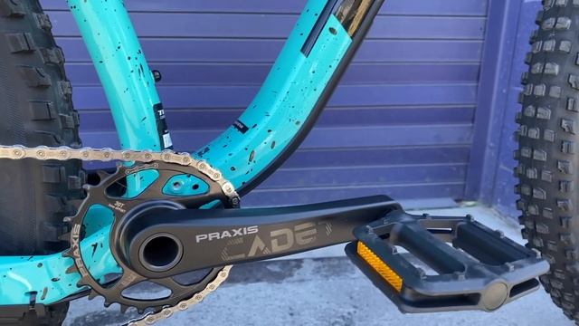 THE BRAND NEW 2023 TREK ROSCOE 7!! смотреть онлайн