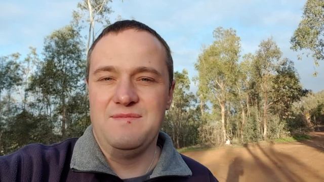 Unix & Linux: What is the name of the default git mergetool? смотреть онлайн