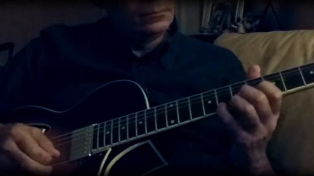 "Destination Moon" with the IBANEZ Artcore AK80 Brown Sunburst. смотреть онлайн