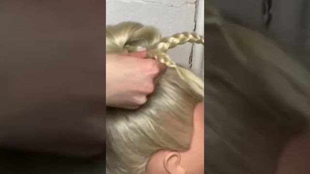 Объемный высокий пучок без бублика! Попробуй!🥰 смотреть онлайн