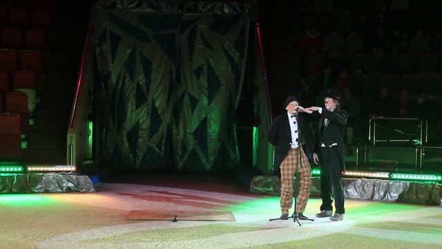 Клоуны Владимир Стариков и Михаил Котов - "Музыка" смотреть онлайн