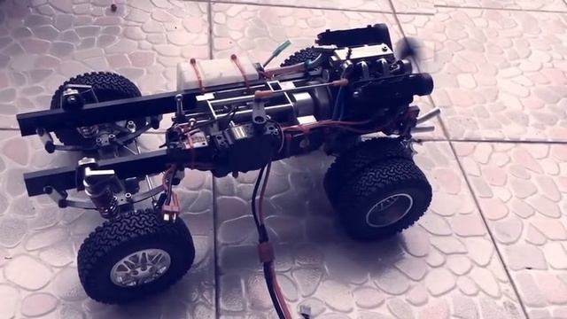 V4 Toyan 4 Cylinders Engine 4 Strokes On 1:10 Scale Crawler RC Car