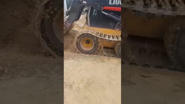 Гусеницы на мини погрузчик (накидные гусеницы) смотреть онлайн
