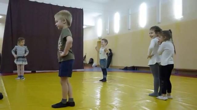 Тренировка бальников - 24 февраля 2014 смотреть онлайн