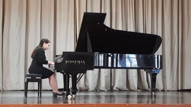 Козачек Катерина. Ф. Шопен. Полонез №1 op.26 cis-moll смотреть онлайн