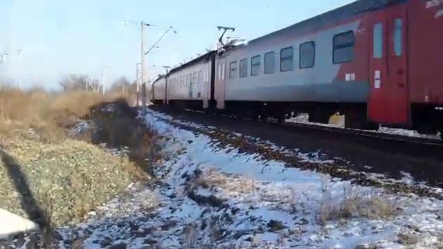 "Привет от бригады!" ЭП3Д-0032 сообщением Мыс Астафьева-Владивосток и суперприветливой бригадой. смотреть онлайн