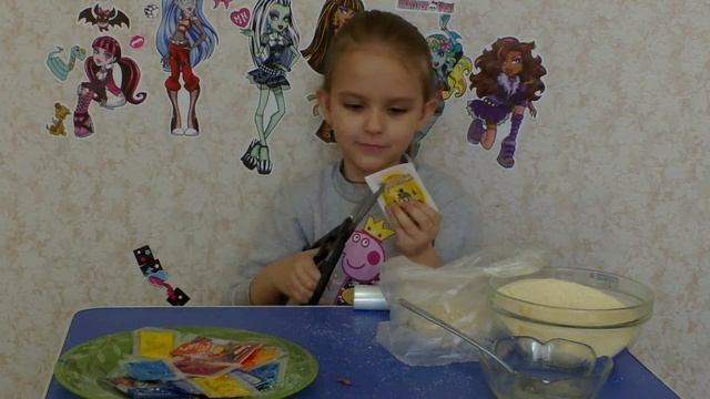 Делаем цветную манку и делаем аппликацию смотреть онлайн