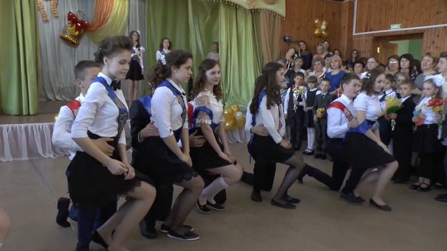 Флешмоб девятиклассников (Солигалич.2017г.) смотреть онлайн