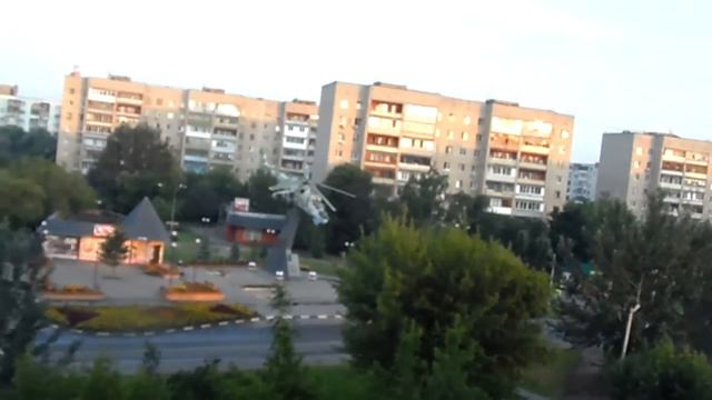 Мальчишки девчонок не поделили.Подрались. 5 утра.Народ хочет еще поспать... смотреть онлайн