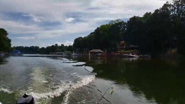 Fishing on Amazon dinghy with Chinese Hangkai outboard смотреть онлайн