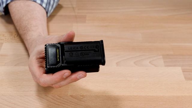 Charge Your Leica Camera Batteries on the Go // Nitecore USB Chargers Review смотреть онлайн