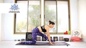 ЙОГА ОНЛАЙН _ Вытяжение Позвоночника и Упражнения для Спины _ Йога Дома _ Йога chilelavida