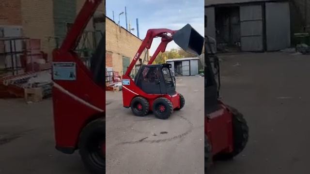 видео мини погрузчик фронтальный Bobcat TCM SSL 709 бобкэт дизельный двигатель бобкат т.89033112225 смотреть онлайн
