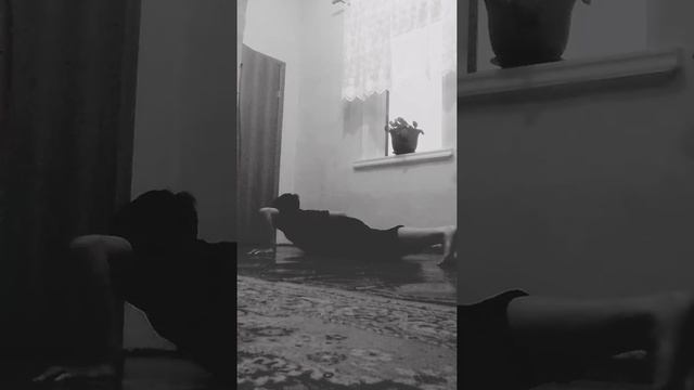 50 отжиманий простых... (ДОМАШНИЙ WORKOUT) смотреть онлайн