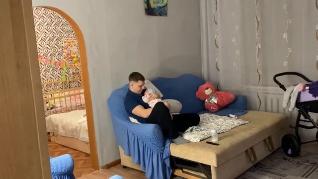 Приехала подруга. Нам отключат энергию за долги. смотреть онлайн