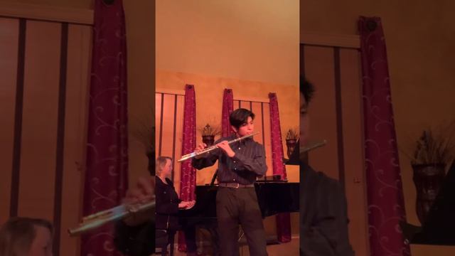 III. Rondo - Mozart Concerto in G Major смотреть онлайн