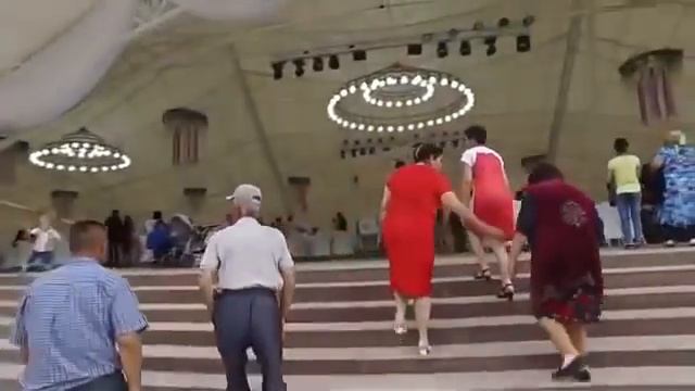 Зона отдыха Ак Шатыр в Шымкенте смотреть онлайн