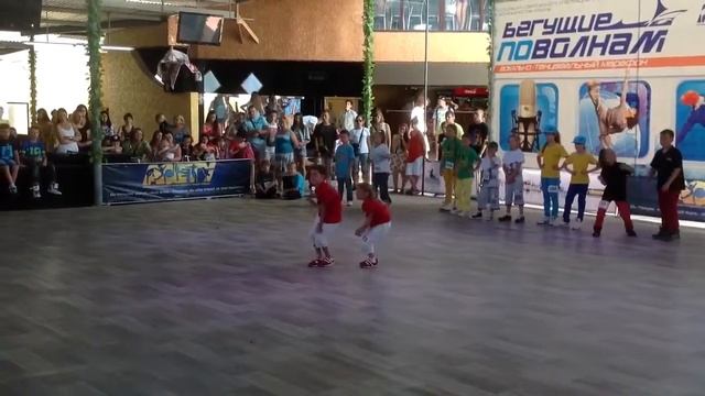 Филипп и София Матковские хип хоп дуэт пара смотреть онлайн