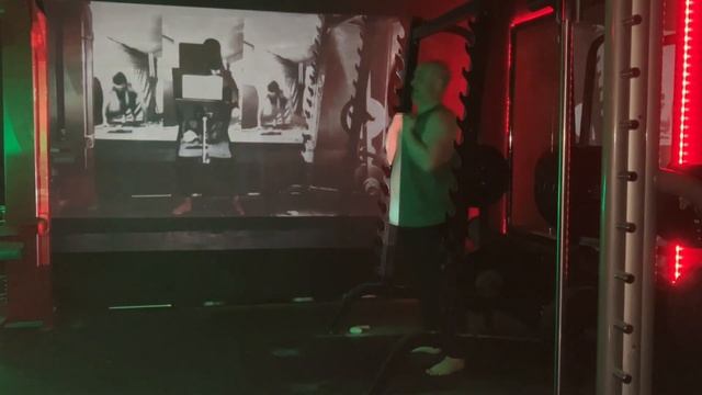 28 Burpees | Barefoot Burpees song | 30. Jan 2023 смотреть онлайн