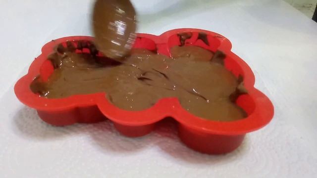 Шоколадный Валерка. Давид делает Валерку из шоколада. Детский канал