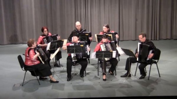 Hans Carste_Glückliche Menschen_Akkordeongruppe Hermi Kaleta