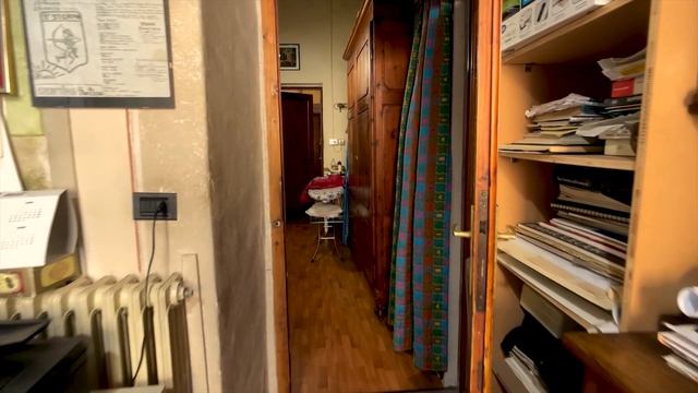 For Sale in Tuscany €300,000 смотреть онлайн