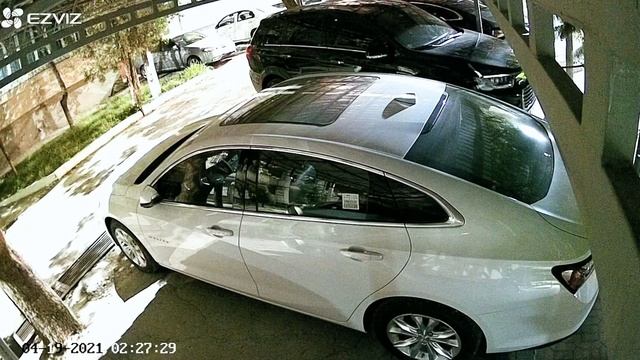 C3W Pro распаковка камеры от Ezviz