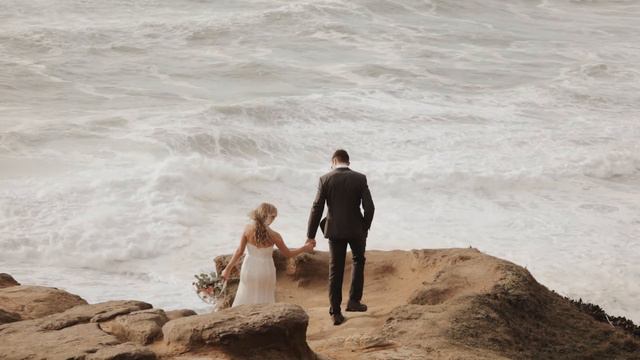 Cape Kiwanda Elopement | Mattie + Noah | Oregon Coast смотреть онлайн