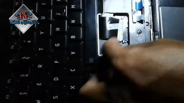 Ganti Keyboard Laptop Toshiba Satellite M645 смотреть онлайн