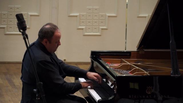 Brahms.6 Hungarian dances. A.Ghindin,piano смотреть онлайн