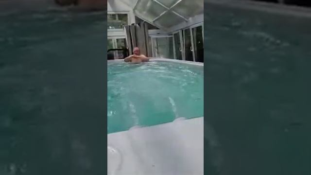 Обзор плавательного спа бассейна с противотоком Jacuzzi SwimLife 17ft Swim от Бассейны-спа.рф смотреть онлайн