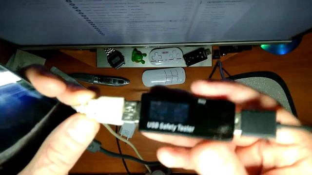 USB Tester J7-t Voltmeter ammeter / USB тестер напряжения ампераж смотреть онлайн