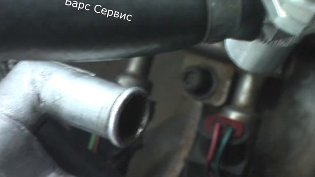 Замена резиновый колечек на форсунках ВАЗ 8 кл. Ремонт ВАЗ смотреть онлайн