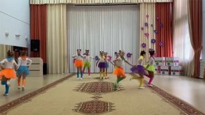 Танец «Вместе весело шагать»