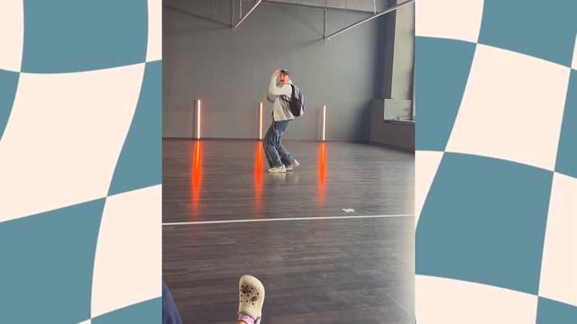 Domino - Stray Kids cover & own choreography смотреть онлайн