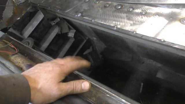 Подгонка усилителя порога 80803 капот отправил Нива полный кузовной ремонт ч.4