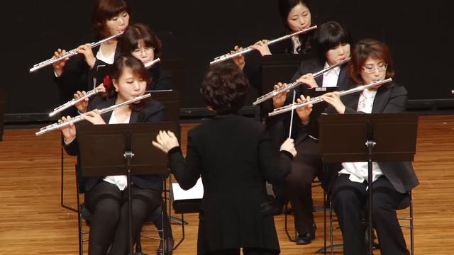 02 Tie yellow Ribbon Round The Old Oak Tree by Meister Flute Ensemble смотреть онлайн
