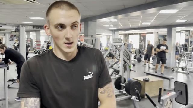 КАЧАЮ СИСЮ НА ЖИМ 150 КГ 2 ЧАСТЬ ft. Дмитрий Головинский смотреть онлайн