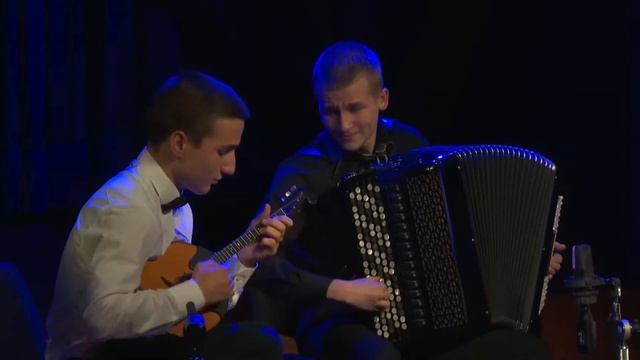 A. Khachaturian "Sabre Dance" / A. Хачатурян "Танец с саблями" из балета "Гаянэ". Trio CONTATTO! смотреть онлайн