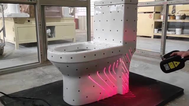 3D Scanning a Toilet смотреть онлайн