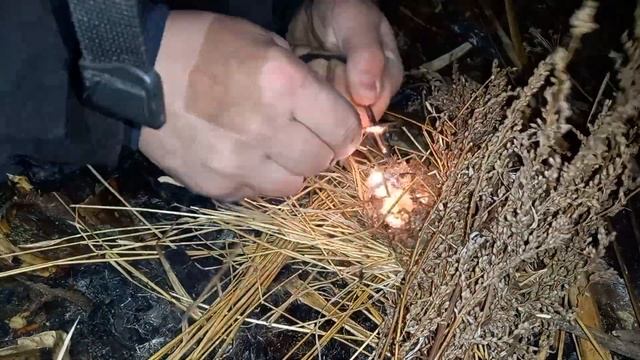 Разведение ОГНЯ с помощью ОГНИВО. Как пользоваться огнивой? смотреть онлайн