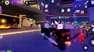 Как экипировать двойное владение в Death Ball