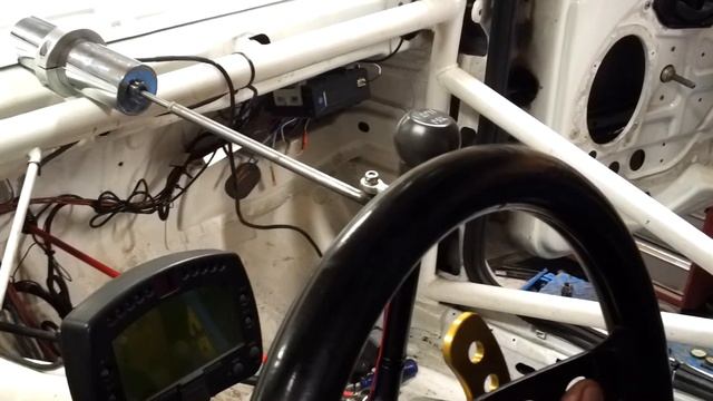 Eerste beweging in de shift flipper in de ford KA. смотреть онлайн