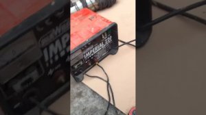 Пуско-зарядное устройство lmperial 220 Запуск двигателя