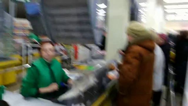 ТЦ "Кристалл" г.Краснодон 3 смотреть онлайн