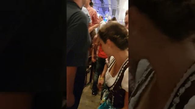 Баварский национальный праздник ! смотреть онлайн