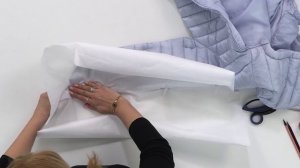 Как сделать выкройку демисезонной куртки своими руками?  Снимаем выкройку с готовой куртки.