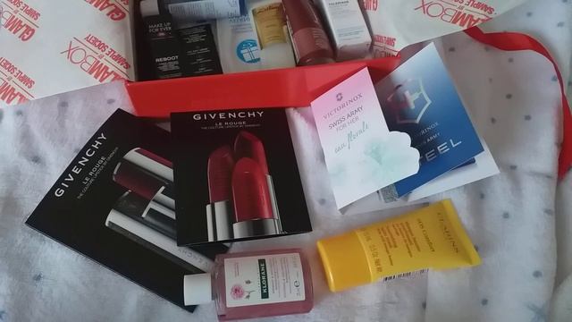 GLAMBOX-Январь 2020,обзор коробочки! Что значит-не везёт ?????♀️моя последняя коробочка?..?? смотреть онлайн